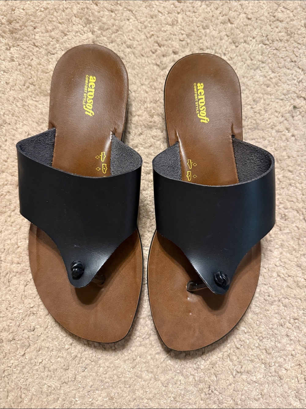 AEROSOLES Black and Brown Leather Toe-Post Slide Sandals